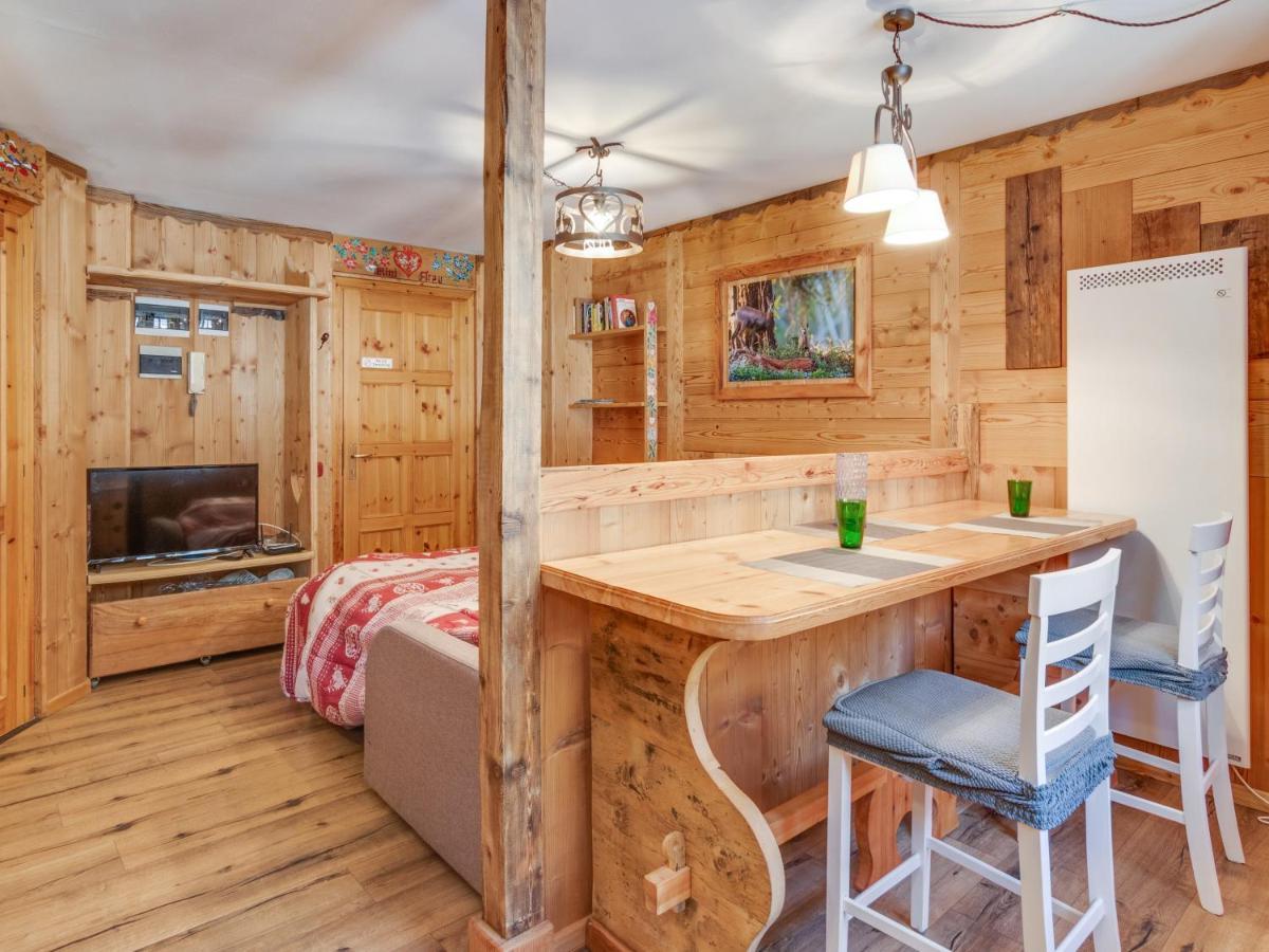 Mini Arpy Apartment มอร์เจกซ์ ภายนอก รูปภาพ